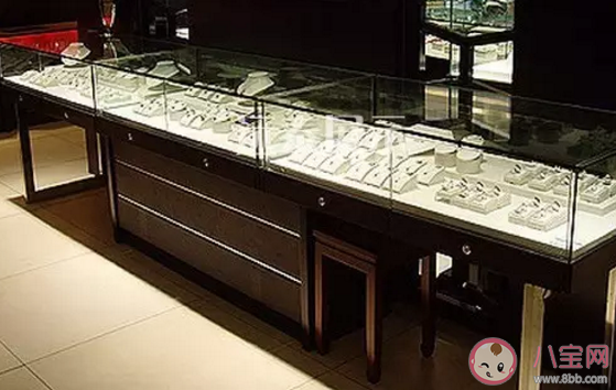 商場的抽獎珠寶是真的嗎 商場珠寶中獎騙局是什么