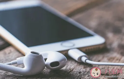 網易云音樂里面的抱抱如何觸發 網易云評論彩蛋抱抱怎么取消