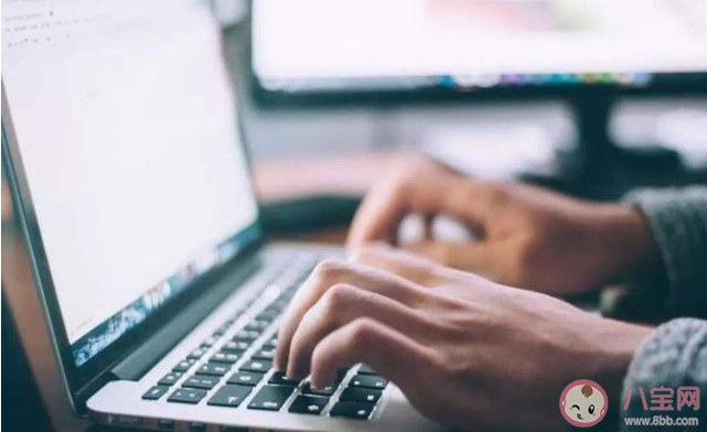 大一新生上大學要帶電腦嗎 大學生筆記本電腦買什么價位合適