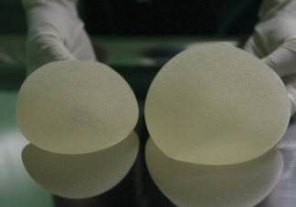 假體隆胸能維持多久 假體隆胸越軟越好嗎