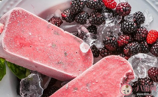 北方人冬天吃雪糕的幽默說說 關于冬天吃雪糕冰淇淋心情短語 北方人冬天吃雪糕的幽默說說 關于冬天吃雪糕冰淇淋心情短語