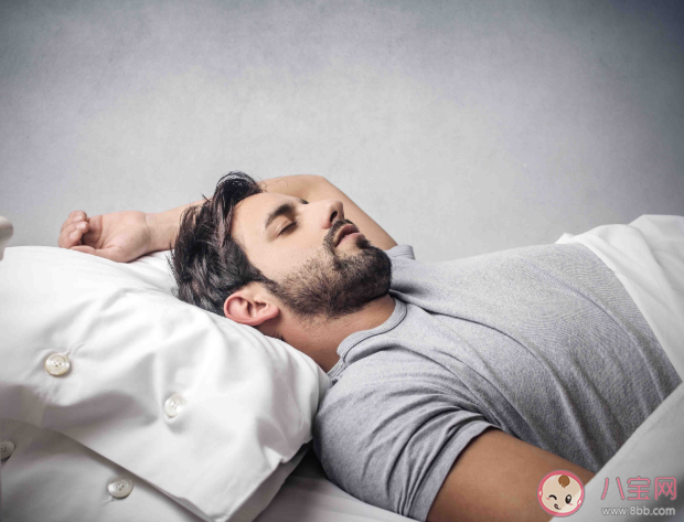 為什么男生更愛打呼嚕 男人更愛打呼嚕的原因