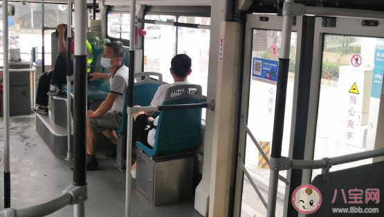 關于突然好想回家發朋友圈傷感說說 突然好想回家微信心情短語