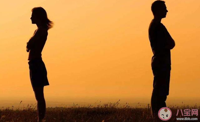 回避型人格適合談戀愛嗎 和回避型的人戀愛要注意什么