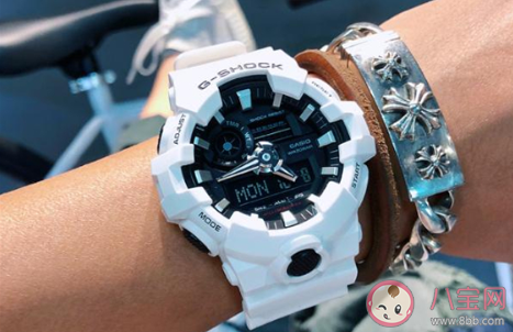 卡西歐太陽(yáng)能手表沒(méi)電了要充多久 卡西歐手表沒(méi)電了要換電池嗎