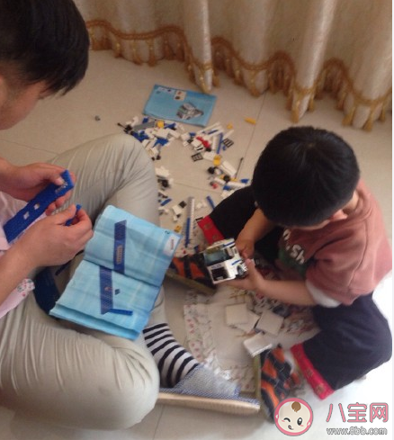 和孩子一起拼樂高的心情句子 和孩子一起拼樂高的朋友圈說說