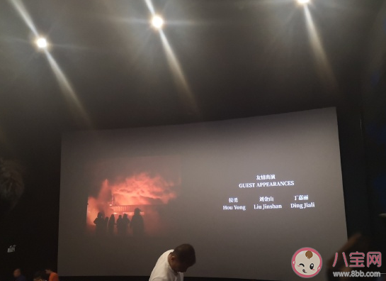 關于七夕一個人看電影的心情說說 一個人在七夕看電影搞笑句子