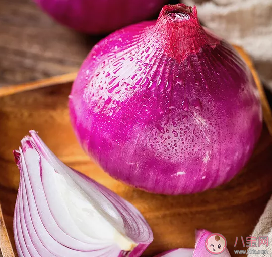 吃洋蔥可以降血壓是真的嗎 經常吃洋蔥有什么好處