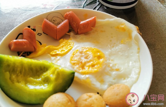 表達吃女兒做的愛心早餐心情說說 女兒做的早餐發(fā)朋友圈文案 表達吃女兒做的愛心早餐心情說說 女兒做的早餐發(fā)朋友圈文案