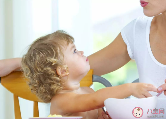 2歲寶寶很可怕怎么相處交流 與2歲寶寶的相處原則