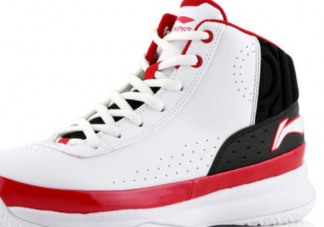 籃球鞋太緊擠腳怎么撐大 籃球鞋太滑怎么辦