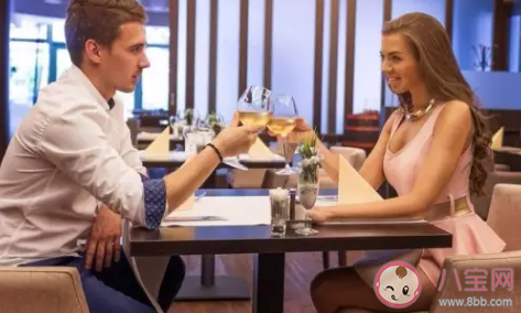 相親第一次見面怎么撩女生 怎么拉近和小姐姐的距離