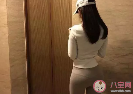 大街上一見鐘情的女生怎么撩 一見鐘情女生搭訕對話