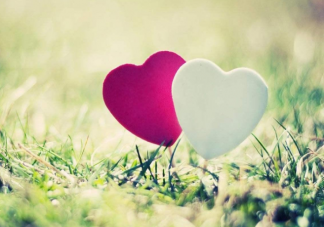 不帶愛字的含蓄表白情話文案大全 ?不帶愛字的七夕朋友圈情話文案