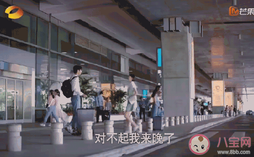 凌霄賀子秋九年不回來(lái)的原因是什么 凌霄賀子秋是什么職業(yè) 凌霄賀子秋九年不回來(lái)的原因是什么 凌霄賀子秋是什么職業(yè)