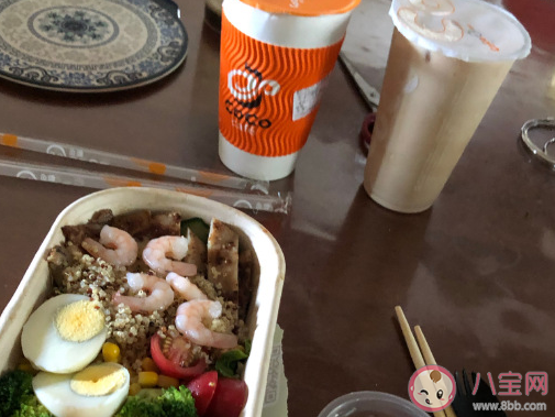 關于一個人買菜做飯的心情說說 一個人做飯享受發朋友圈文案