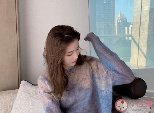 穿新衣服發(fā)朋友圈心情說說 曬新衣服文案句子 穿新衣服發(fā)朋友圈心情說說 曬新衣服文案句子