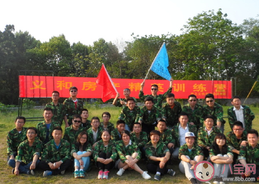 七夕不能陪女朋友心情說說 七夕不能陪女朋友愧疚感言句子