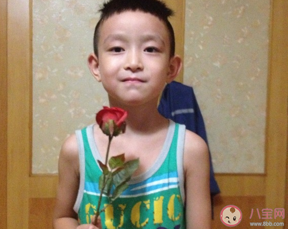 七夕不能陪女朋友心情說說 七夕不能陪女朋友愧疚感言句子