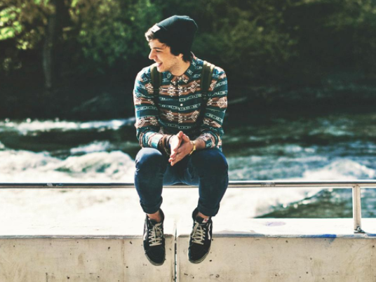 男生自我介紹幽默搞笑的文案句子 男生搞笑吸引人的自我介紹合集