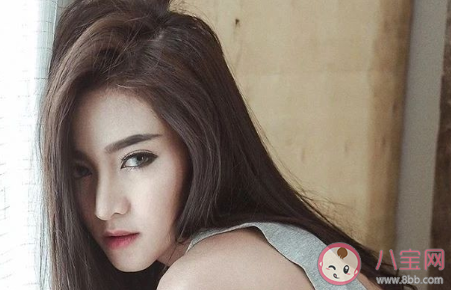 和女生聊天經常沒有話講了怎么辦 怎么讓女生依賴上你