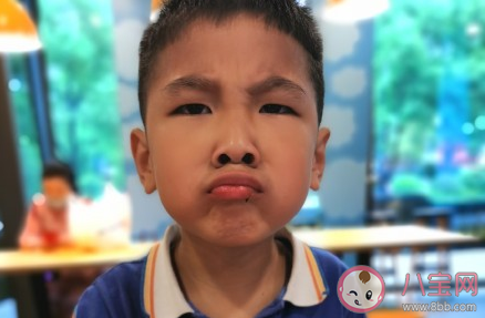 寶貝小班開學第一天發朋友圈說說 寶寶九月開始上小班了心情句子