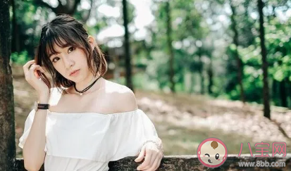 三個字八個字母相關的撩妹技巧 撩妹的話術套路