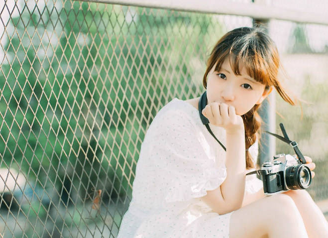 和女生搭訕聊天聊什么 第一次和女生搭訕開場白有哪些