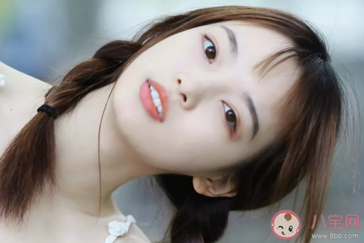 怎么和剛認識的女生打招呼 一問一答怎么聊熟絡