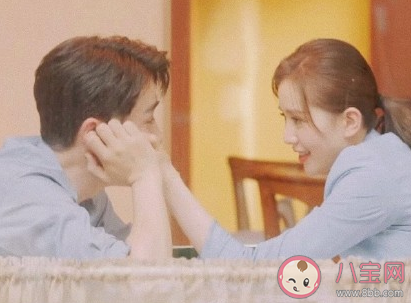 親愛的自己陳一鳴人設是怎樣的 陳一鳴最后和李思雨在一起了嗎