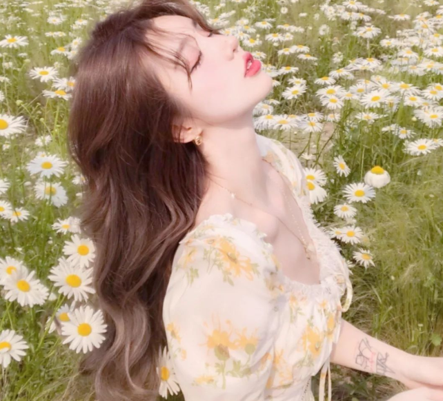 女生說在呢怎么幽默回復 怎么和女生聊天關系更親密