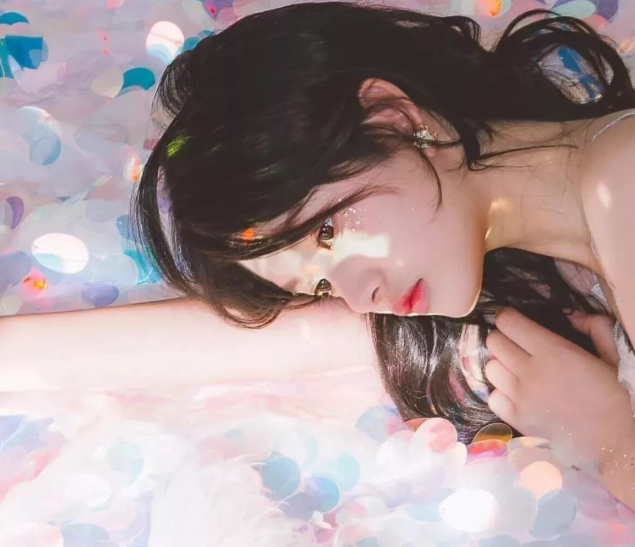 女生說在呢怎么幽默回復 怎么和女生聊天關系更親密