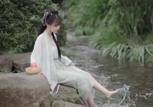 男生說我最近在看一本書該怎么接 說我最近在看一本書如何繼續(xù)聊天