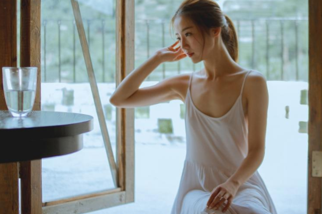 女孩說沒人要我幽默的回答	女生說沒人要了該怎么回復