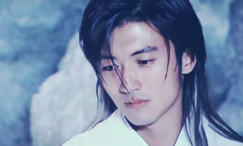 如何拯救花這個(gè)姓氏 姓花的人怎么取名