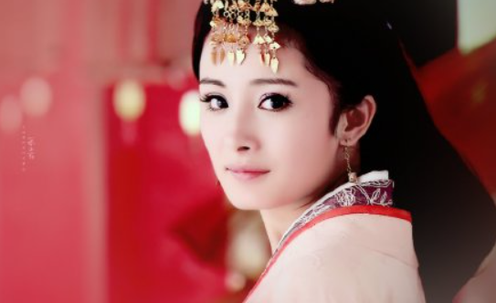 楊冪生日快樂(lè)粉絲微博暖心文案 楊冪生日快樂(lè)粉絲微博評(píng)論祝福