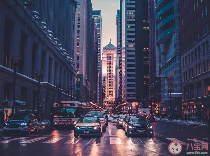 一夜之間這個城市就冷了的說說句子 一夜之間這個城市就冷了朋友圈說說