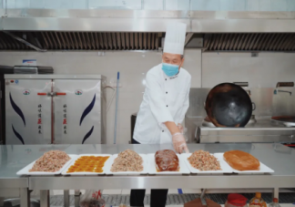 陜西一高校食堂研發油潑辣子月餅是怎么回事 油潑辣子吃起來為什么不辣。