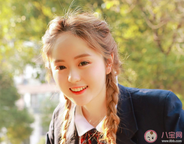 撒嬌是察覺到了被偏愛的可能是什么意思 會撒嬌的女人更容易被偏愛 撒嬌是察覺到了被偏愛的可能是什么意思 會撒嬌的女人更容易被偏愛