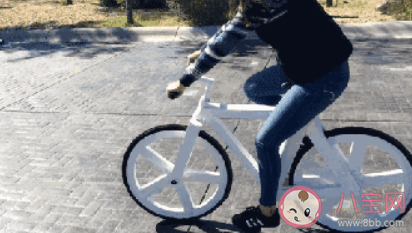 躺著騎的自行車多少錢一輛 躺著騎的自行車你會(huì)買嗎 躺著騎的自行車多少錢一輛 躺著騎的自行車你會(huì)買嗎