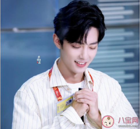 肖戰(zhàn)生日快樂粉絲祝福語文案說說 肖戰(zhàn)生日快樂祝福語應援文案句子