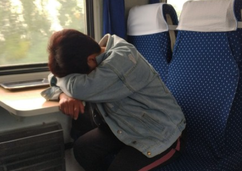 送女兒上大學離別時的父母心情句子 女兒去外地上大學的心情說說 送女兒上大學離別時的父母心情句子 女兒去外地上大學的心情說說