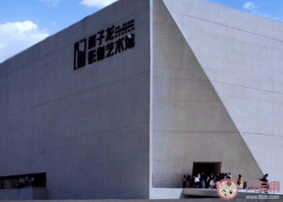 保安拍照太好引排隊是什么情況 謝子龍影像館在哪