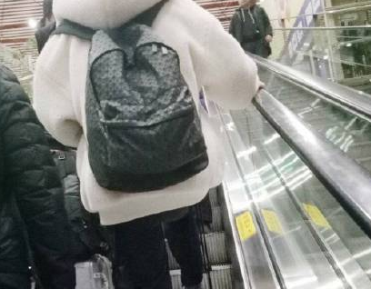 南方加絨人什么意思 南方加絨人什么梗