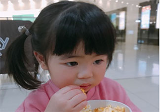 帶女兒做完體檢了很健康的朋友圈句子 帶女兒做體檢的心情說說