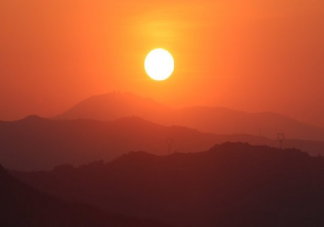 一起看夕陽西下的心情說說 一起看夕陽西下朋友圈說說