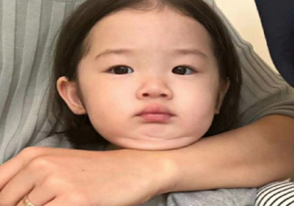 睡了個懶覺發朋友圈文案說說 睡到自然醒的幽默搞笑句子