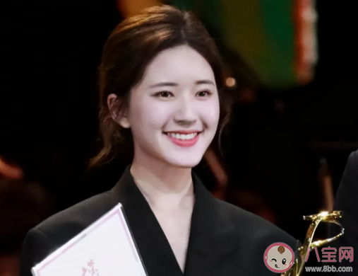 趙露思肖戰(zhàn)的關(guān)系是什么樣的 趙露思肖戰(zhàn)合作過哪部電視劇