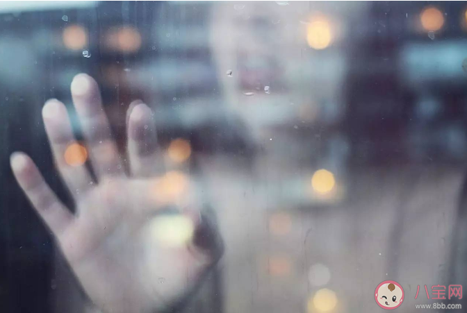 季節(jié)性抑郁的朋友圈說說大全 季節(jié)性抑郁發(fā)朋友圈句子