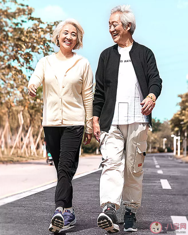 老人鞋是騙人的產品嗎 怎么給老年人挑選合適的鞋子